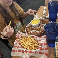 Gooch's A-1 Bar & Grill