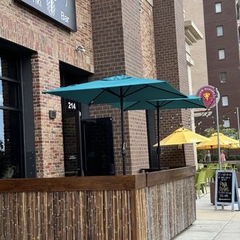Sip Tiki Bar - Bars Near Me - Wilmington, North Carolina