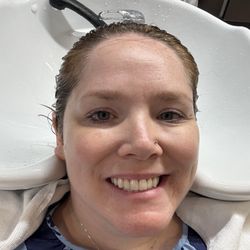 Le modern hair salon