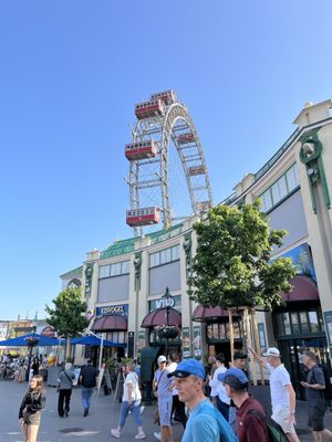 Viennese Giant Ferris Wheel by null