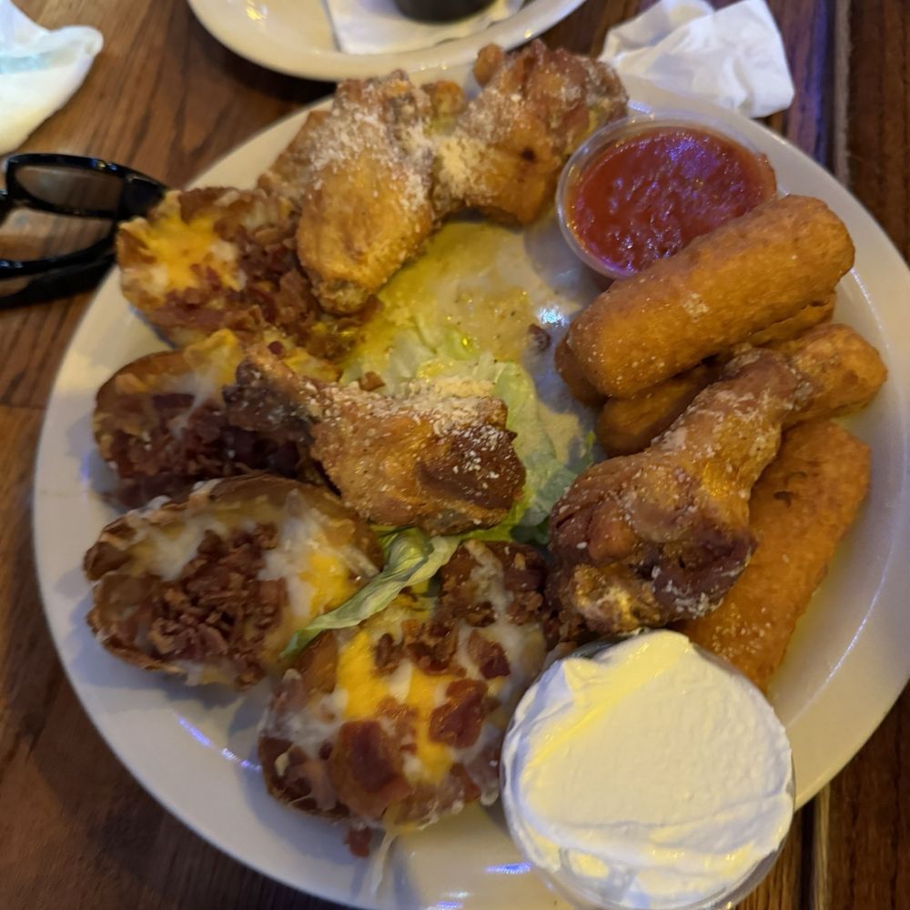 potato skins, mozzarella sticks and wings potato skins, mozzarella sticks and wings