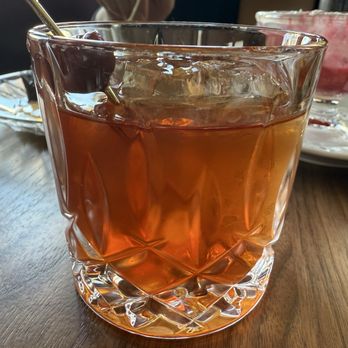 St Lawrence Restaurant - French Near Me - Vancouver, British Columbia