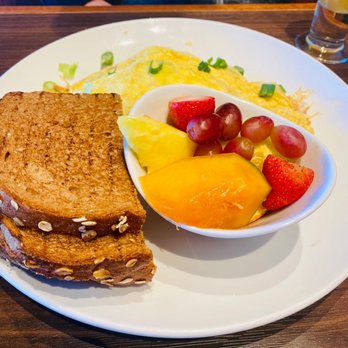 Broken Yolk Cafe - Breakfast & Brunch Near Me - El Cajon, California Broken Yolk Cafe - Breakfast & Brunch Near Me - El Cajon, California