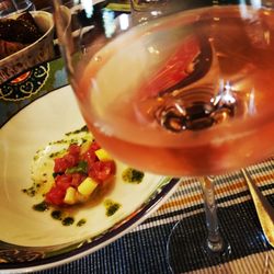 Le Petit Thierry - Contenant, contenu,... Qu'il s'agisse des plats ou des vins, l'efficacité est au rendez-vous