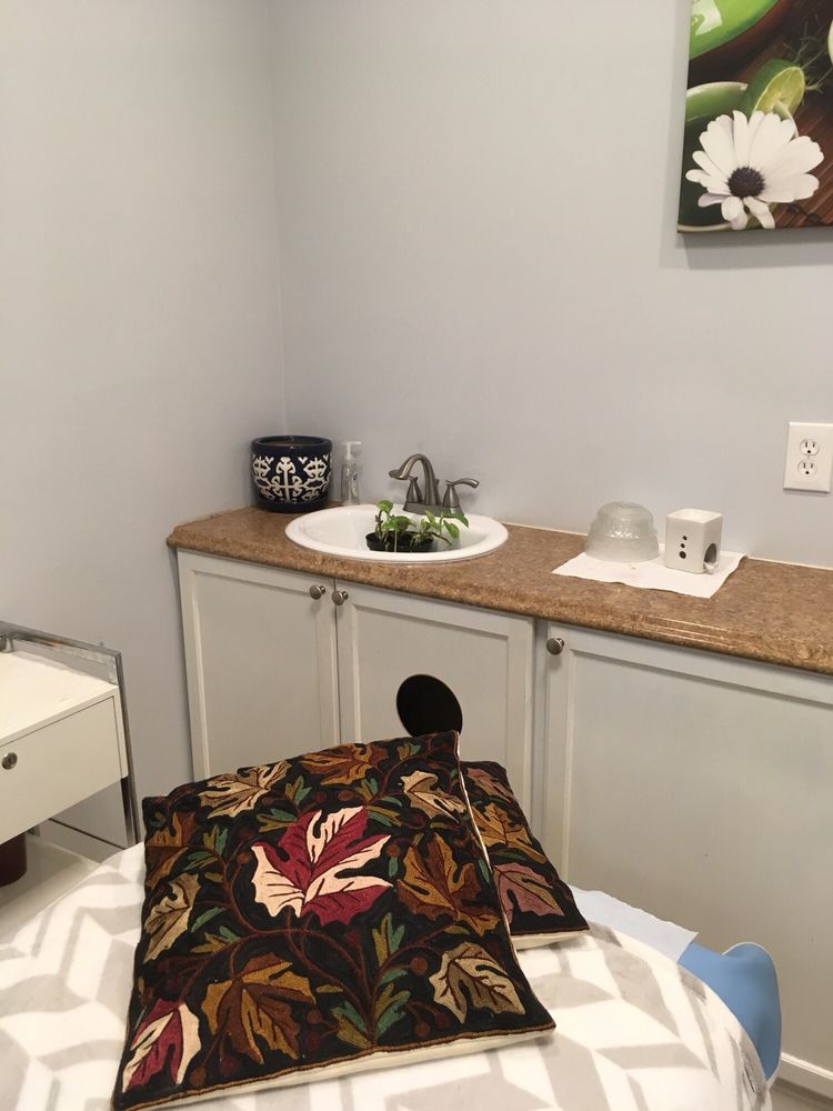 NEETA’S HERITAGE THREADING SALON/SPA Updated October 2024 29 Photos