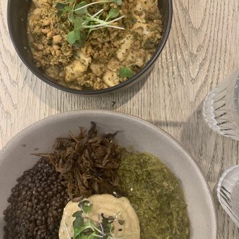 Aunts et Uncles - Mac & cheese with protein. Mushroom bowl. - Vegan Near Me - Brooklyn, New York