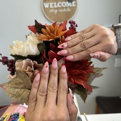 Sunlight Nails - This is acrylics