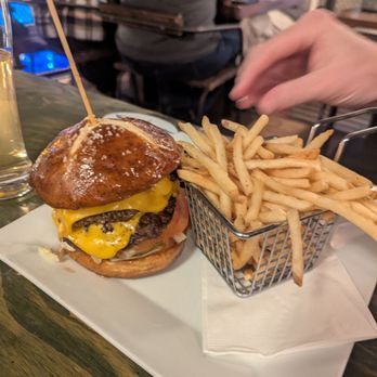 Crafted Tap House and Kitchen - New American Near Me - Coeur D'alene, Idaho