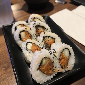 Kan Sushi - Spicy ahi. Was meh for me. - Sushi Bars Near Me - Honolulu, Hawaii