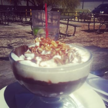 Grandpa's Grill - Outrageous fudge brownie. - Barbeque Near Me - San Antonio, Texas