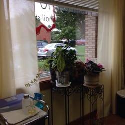 Perfect 10 Nail Studio - View of window from massaging (fancy high tech massage chair)