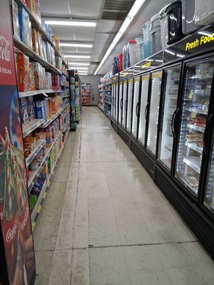 Dollar General by null