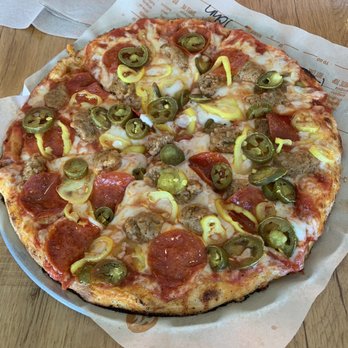 Blaze Pizza - Hot Link pizza - Salad Near Me - Albuquerque, New Mexico