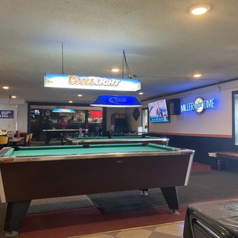 Helen's Hilltop - Bars Near Me - Tonganoxie, Kansas Helen's Hilltop - Bars Near Me - Tonganoxie, Kansas