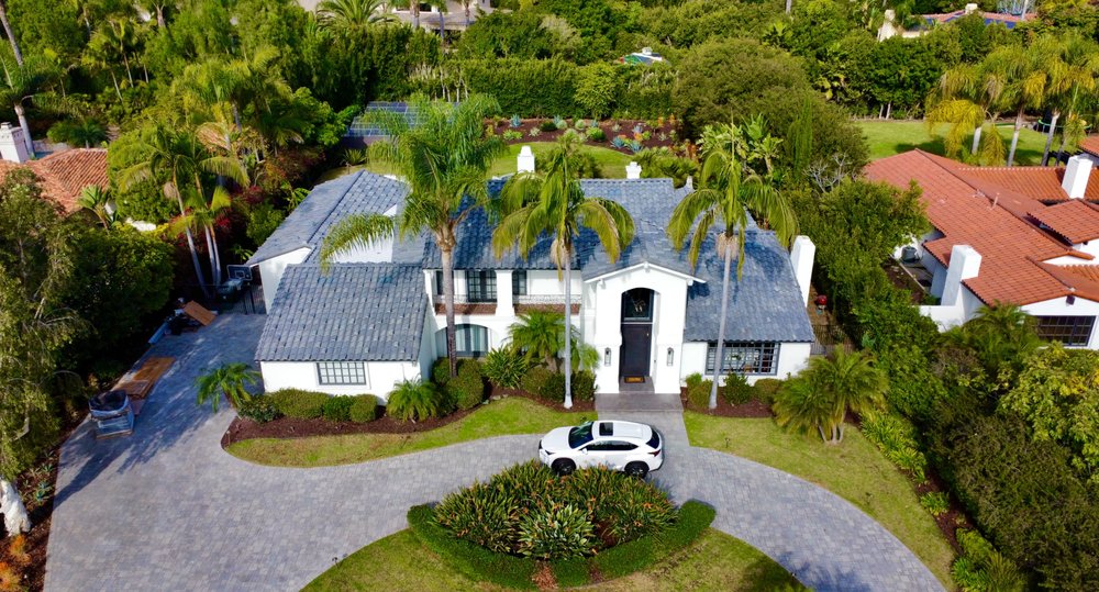 Slide of Dana Logsdon Roofing & Solar