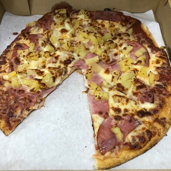 Seniore's Pizza - a sliced pizza in a box - Pizza Near Me - Berkeley, California Seniore's Pizza - a sliced pizza in a box - Pizza Near Me - Berkeley, California