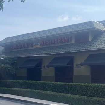 Houston's Restaurant - American Near Me - Pompano Beach, Florida Houston's Restaurant - American Near Me - Pompano Beach, Florida