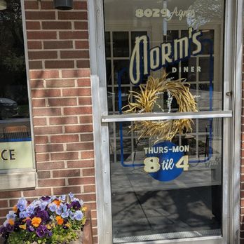 Norm's Diner - Diners Near Me - Detroit, Michigan