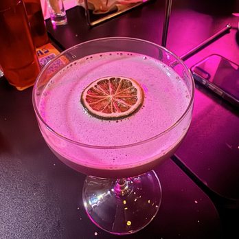 Perla's Pizza - Cocktail Bars Near Me - Winter Park, Florida