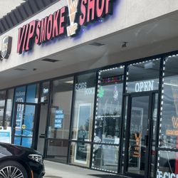 VIP Smoke Shop - Buttermilk - Store front is always lit up and very welcoming!