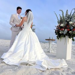 Destin Floral Design - Most gorgeous flowers to the right of me - on both sides :) bought the planters from pottery barn and shipped them to their store
