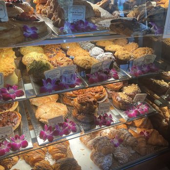 Urth Caffé-Pasadena - Cafes Near Me - Pasadena, California