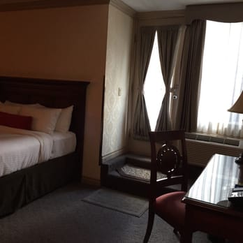 Royal Canadian Lodge - Terrace access room - Hotels Near Me - Banff, Alberta Royal Canadian Lodge - Terrace access room - Hotels Near Me - Banff, Alberta
