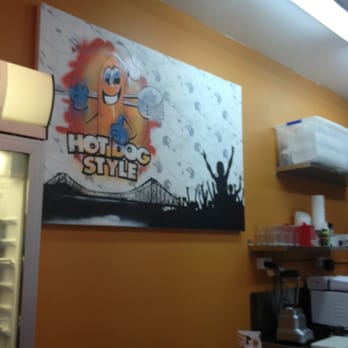 Hot Dog Style - Restaurants Near Me - Fortitude Valley, QLD