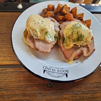 Rogue Island Local Kitchen & Bar - Traditional Benny - New American Near Me - Providence, Rhode Island Rogue Island Local Kitchen & Bar - Traditional Benny - New American Near Me - Providence, Rhode Island