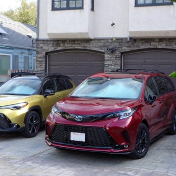 Rivali Paint Protection - 2025 Sienna XSE with STEK PPF installed on the hood and bumpers. - Vehicle Wraps Near Me - Marina del Rey, California Rivali Paint Protection - 2025 Sienna XSE with STEK PPF installed on the hood and bumpers. - Vehicle Wraps Near Me - Marina del Rey, California