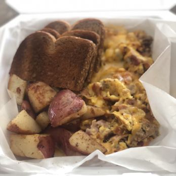 Beach Cafe - Big Island Scramble with potatoes and wheat toast - Burgers Near Me - Las Vegas, Nevada