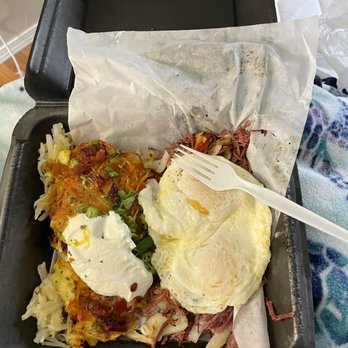 Biscuits Cafe - Corned beef hash - Cafes Near Me - Federal Way, Washington Biscuits Cafe - Corned beef hash - Cafes Near Me - Federal Way, Washington