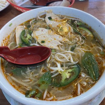 Rice & Roll’d - Chicken pho all dressed up - Vietnamese Near Me - Manteca, California