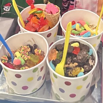 Lol Yogurt - Frozen yogurt - Desserts Near Me - Huntington Beach, California