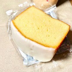 Dunkin' - Iced Lemon Loaf Cake