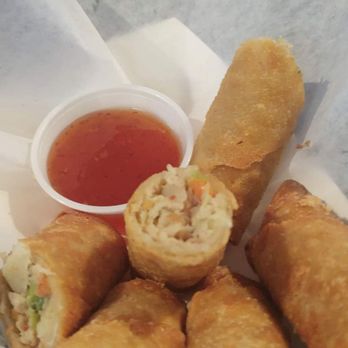 Mortdecai’s Tavern & Eatery - Egg rolls - Cocktail Bars Near Me - Wichita, Kansas Mortdecai’s Tavern & Eatery - Egg rolls - Cocktail Bars Near Me - Wichita, Kansas