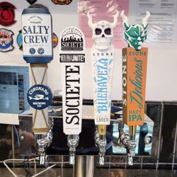 Cloud 9 Deli - Taps