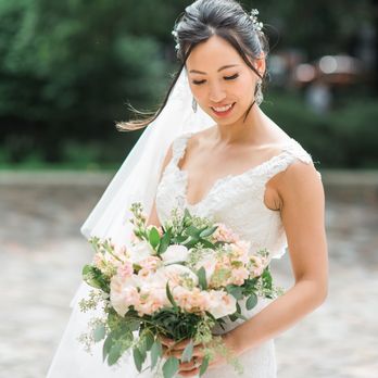 Carisma Florists - Florists Near Me - Mississauga, Ontario