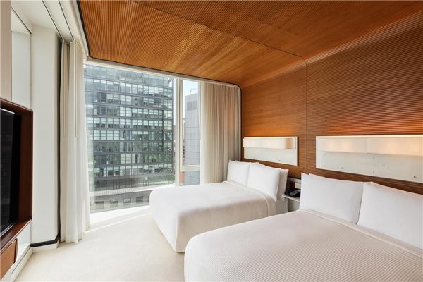 The Standard, High Line by null
