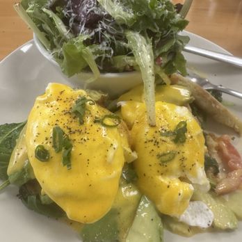 Brunch - California Benedict - Breakfast & Brunch Near Me - Paso Robles, California