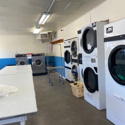 John Day Trailer Park & Laundromat