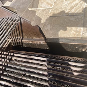 DD’s BBQ Cleaning and Services - Grill before - Grill Services Near Me - Coachella, California