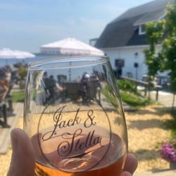 Jack & Stella - Live music and drinks right on the dock