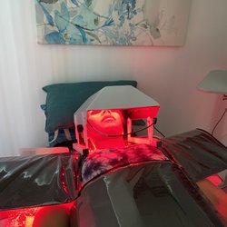 Spectrum Wellness Solutions - My Relaxing Red Light Therapy Session!