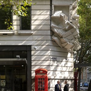 Photo of London School Of Economics & Political Science - London, United Kingdom. Richard Wilson sculpture on LSE's New Academic Building (Kingsway)