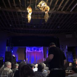 Irving Theater - More studs