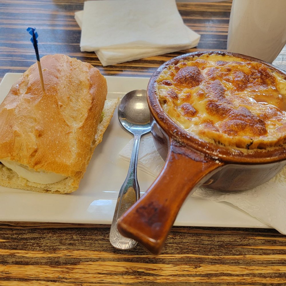 Lublu Bakery & Cafe - 1/2 tomato and Mozzarella sandwich and French onion soup - Bakeries Near Me - Boca Raton, Florida