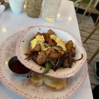 Dear Dad’s - Breakfast Skillet with Sourdough toast and Strawberry jam - Mexican Near Me - Greensboro, North Carolina Dear Dad’s - Breakfast Skillet with Sourdough toast and Strawberry jam - Mexican Near Me - Greensboro, North Carolina