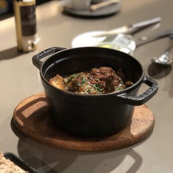 Les Cocottes - Stew - Bistros Near Me - Paris, 01 Les Cocottes - Stew - Bistros Near Me - Paris, 01