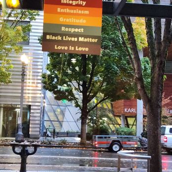 Cafe Yumm! - PSU Rec Center - I came here to eat not be preached to. - Vegetarian Near Me - Portland, Oregon